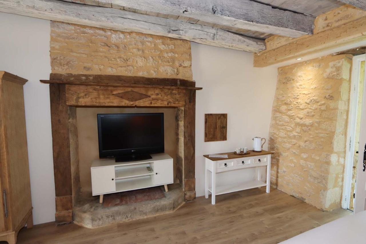 La Ferme de l'Embellie Gîtes et Chambres d'Hôtes Le Buisson-de-Cadouin Exterior foto