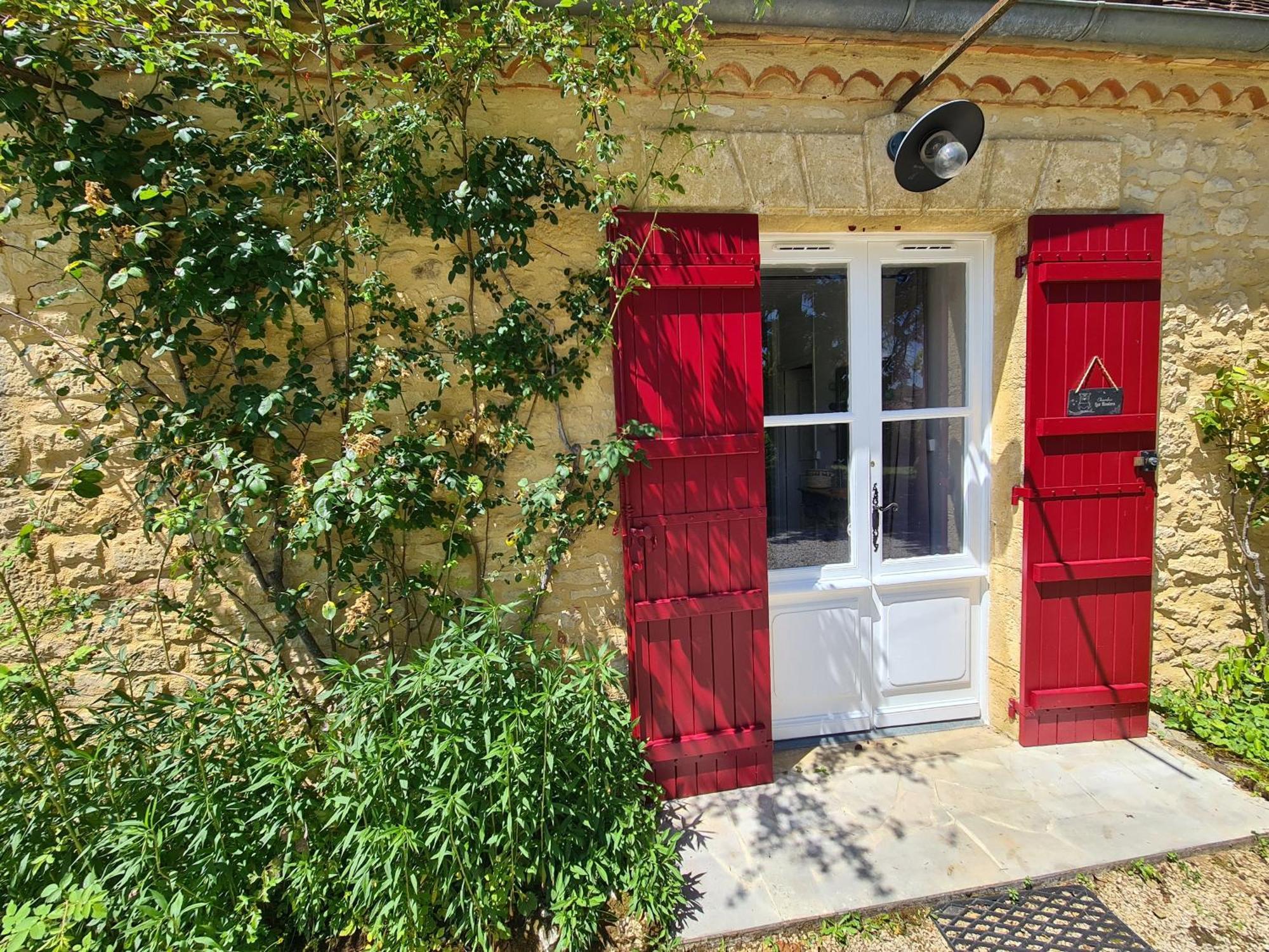 La Ferme de l'Embellie Gîtes et Chambres d'Hôtes Le Buisson-de-Cadouin Exterior foto